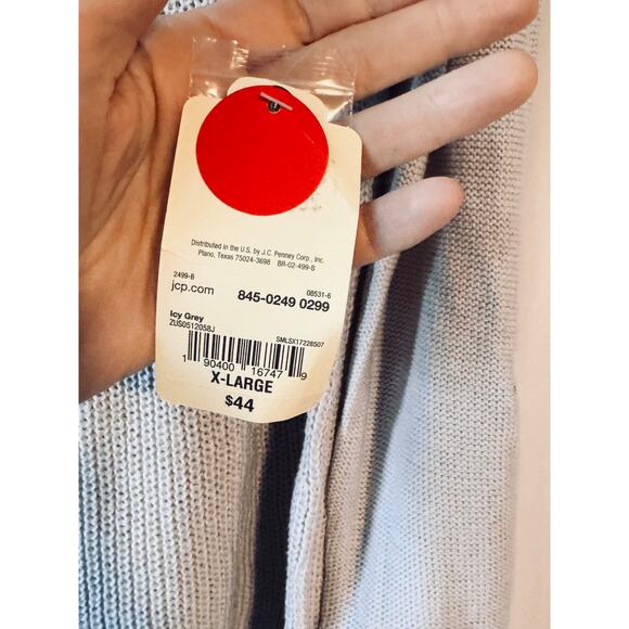 St. John’s Bay Women’s Sweater XL Icy Grey Embroidered Sleeves NWT - Picture 7 of 11